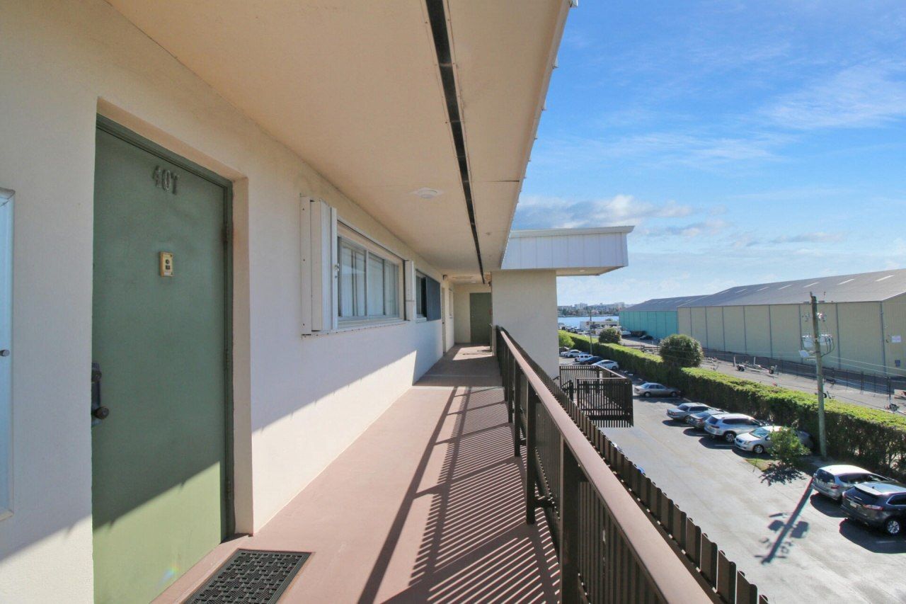 300 Waterway Drive S, Unit 407, Lantana, FL 33462 Photo
