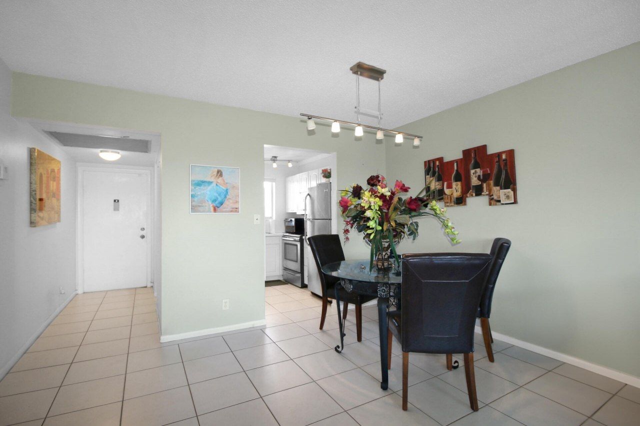 300 Waterway Drive S, Unit 407, Lantana, FL 33462 Photo