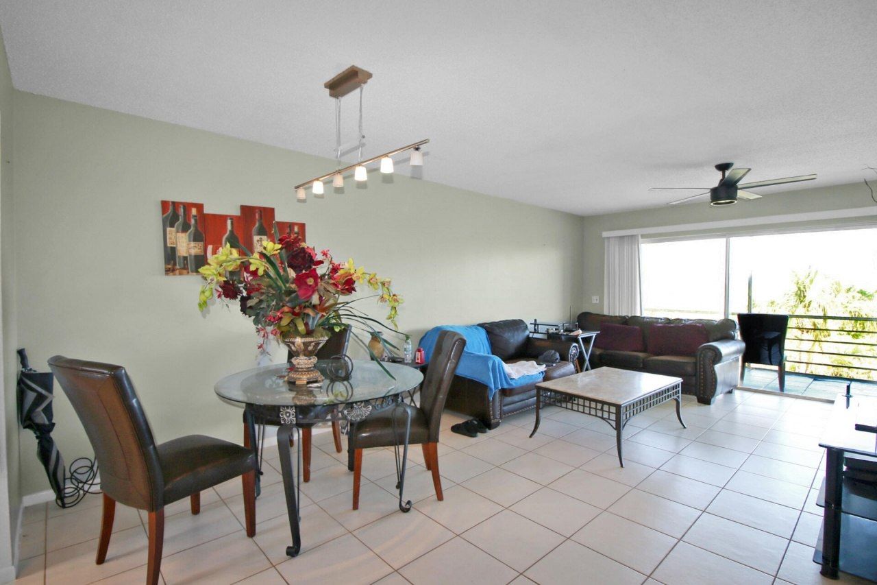 300 Waterway Drive S, Unit 407, Lantana, FL 33462 Photo
