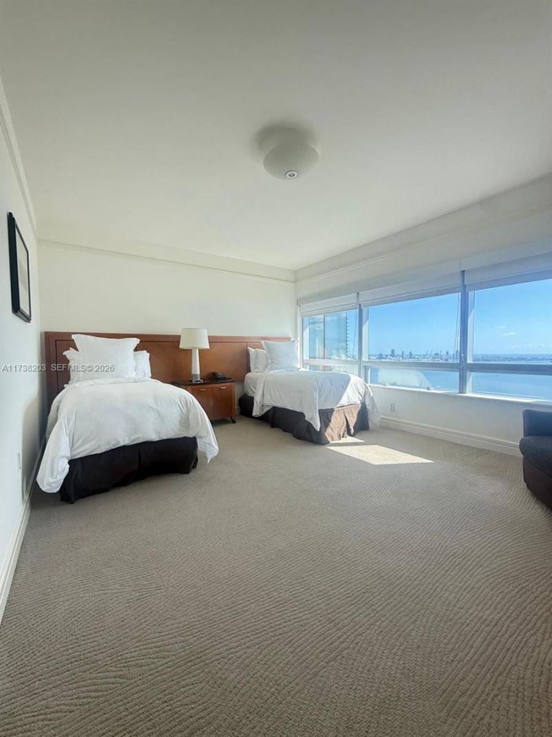 1435 Brickell Ave, Unit 3506, Miami, FL 33131 Photo