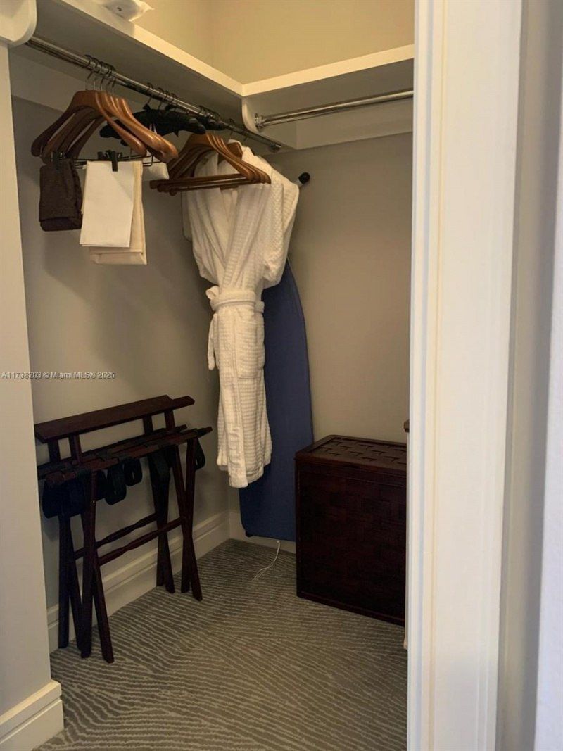 1435 Brickell Ave, Unit 3506, Miami, FL 33131 Photo