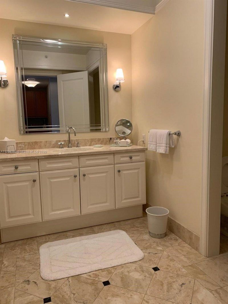 1435 Brickell Ave, Unit 3506, Miami, FL 33131 Photo