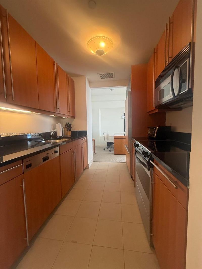 1435 Brickell Ave, Unit 3506, Miami, FL 33131 Photo