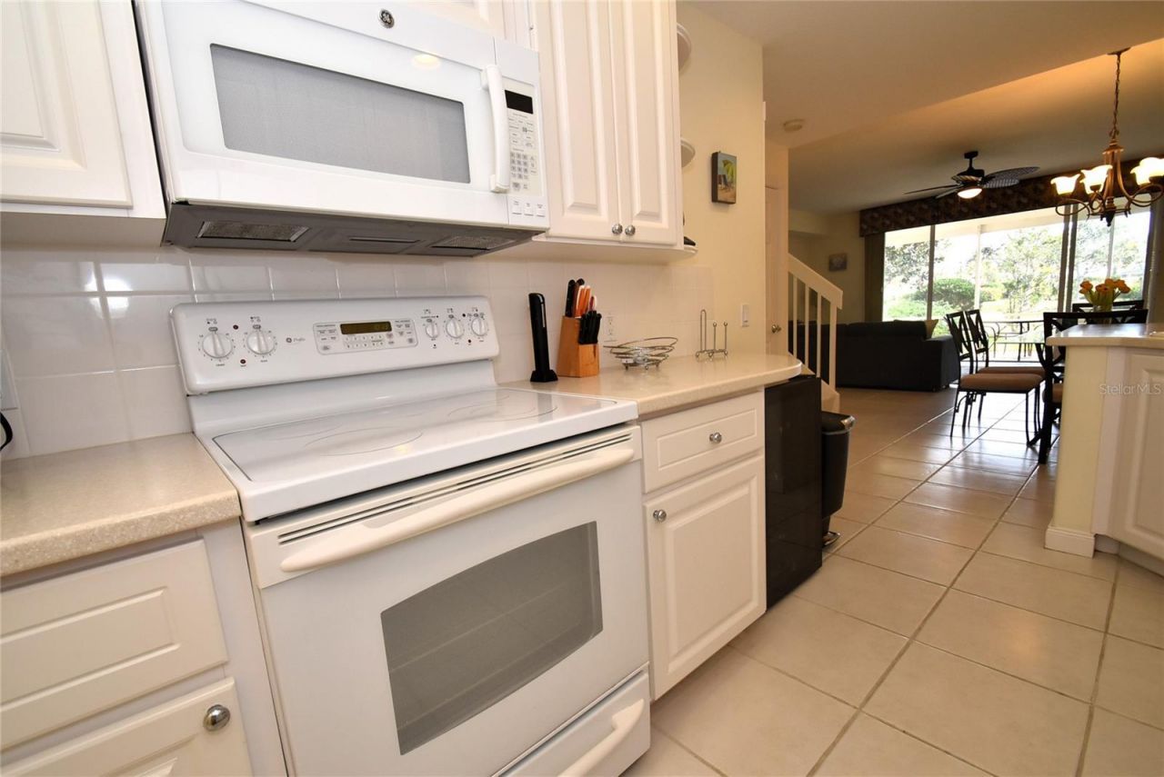 7624 Bergamo Avenue, Unit 4B, Sarasota, FL 34238 Photo