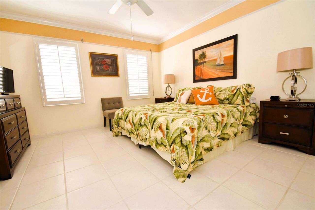 7624 Bergamo Avenue, Unit 4B, Sarasota, FL 34238 Photo