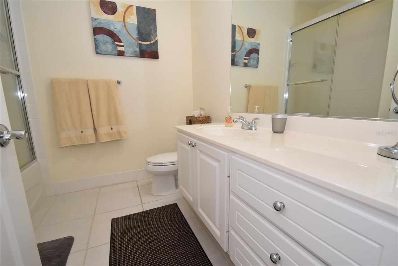 7624 Bergamo Avenue, Unit 4B, Sarasota, FL 34238 Photo