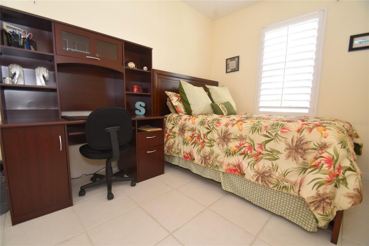 7624 Bergamo Avenue, Unit 4B, Sarasota, FL 34238 Photo