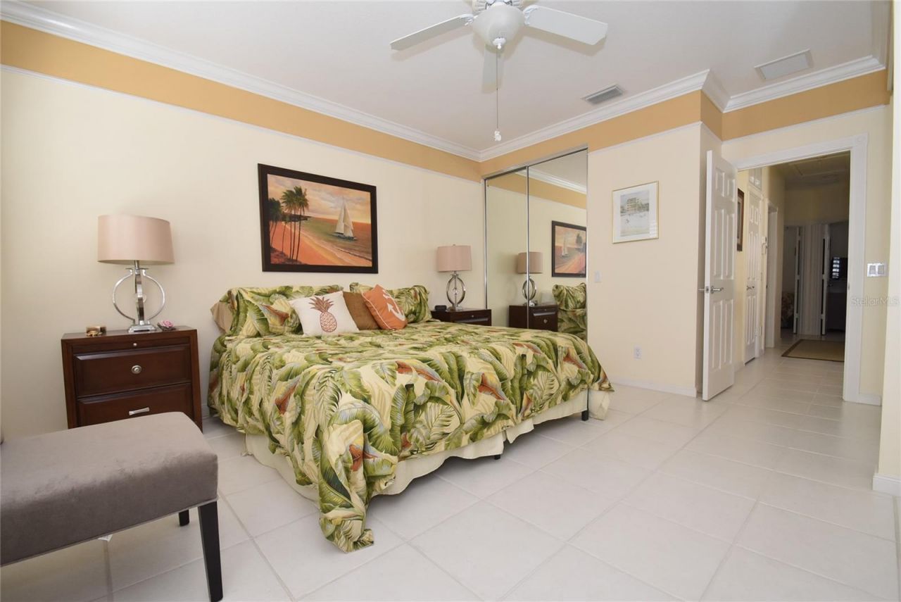 7624 Bergamo Avenue, Unit 4B, Sarasota, FL 34238 Photo
