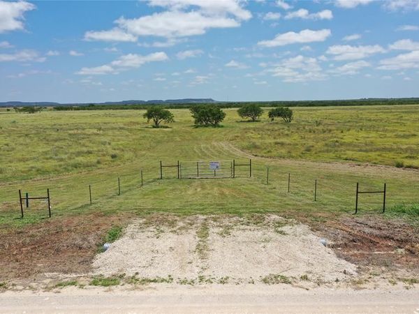 T4 County Road 204, Bradshaw, TX 79567