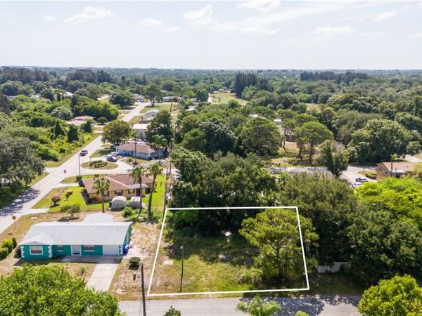 8676 65th Drive, Vero Beach, FL 32967