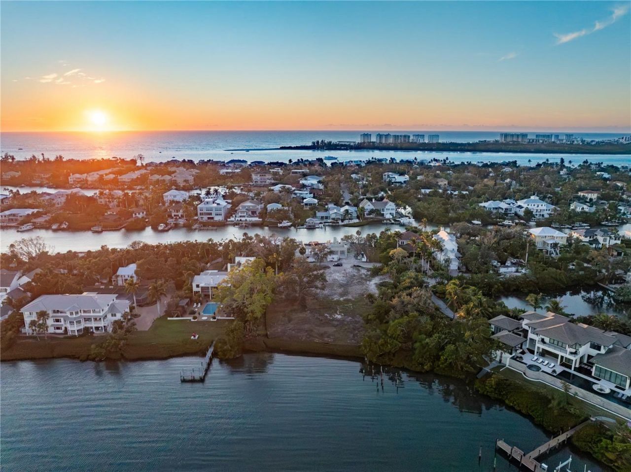 3821 Flamingo Avenue, Sarasota, FL 34242 Photo