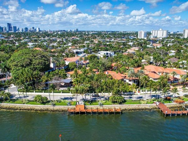 815 Idlewyld Drive, Fort Lauderdale, FL 33301