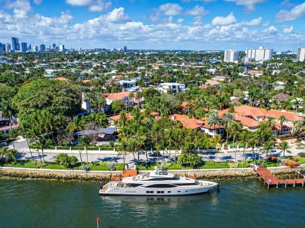 815 Idlewyld Drive, Fort Lauderdale, FL 33301