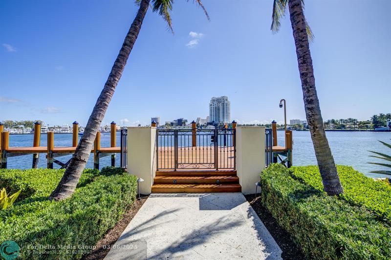 815 Idlewyld Dr, Fort Lauderdale, FL 33301 Photo