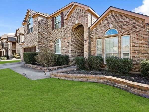 1010 Grover Court, Cedar Hill, TX 75104