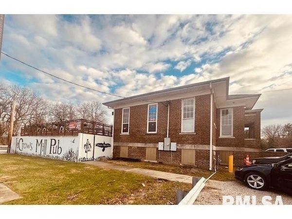1220 Old Toronto Road, Springfield, IL 62712