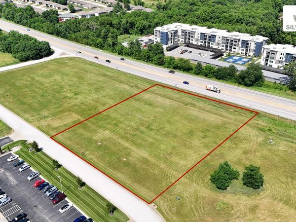 4100 Wilson Creek Marketplace Road, Unit 7, Battlefield, MO 65619