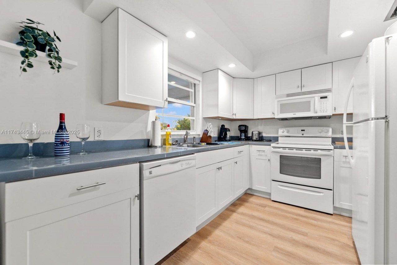 3635 Trade Winds St, Big Pine Key, FL 33043 Photo