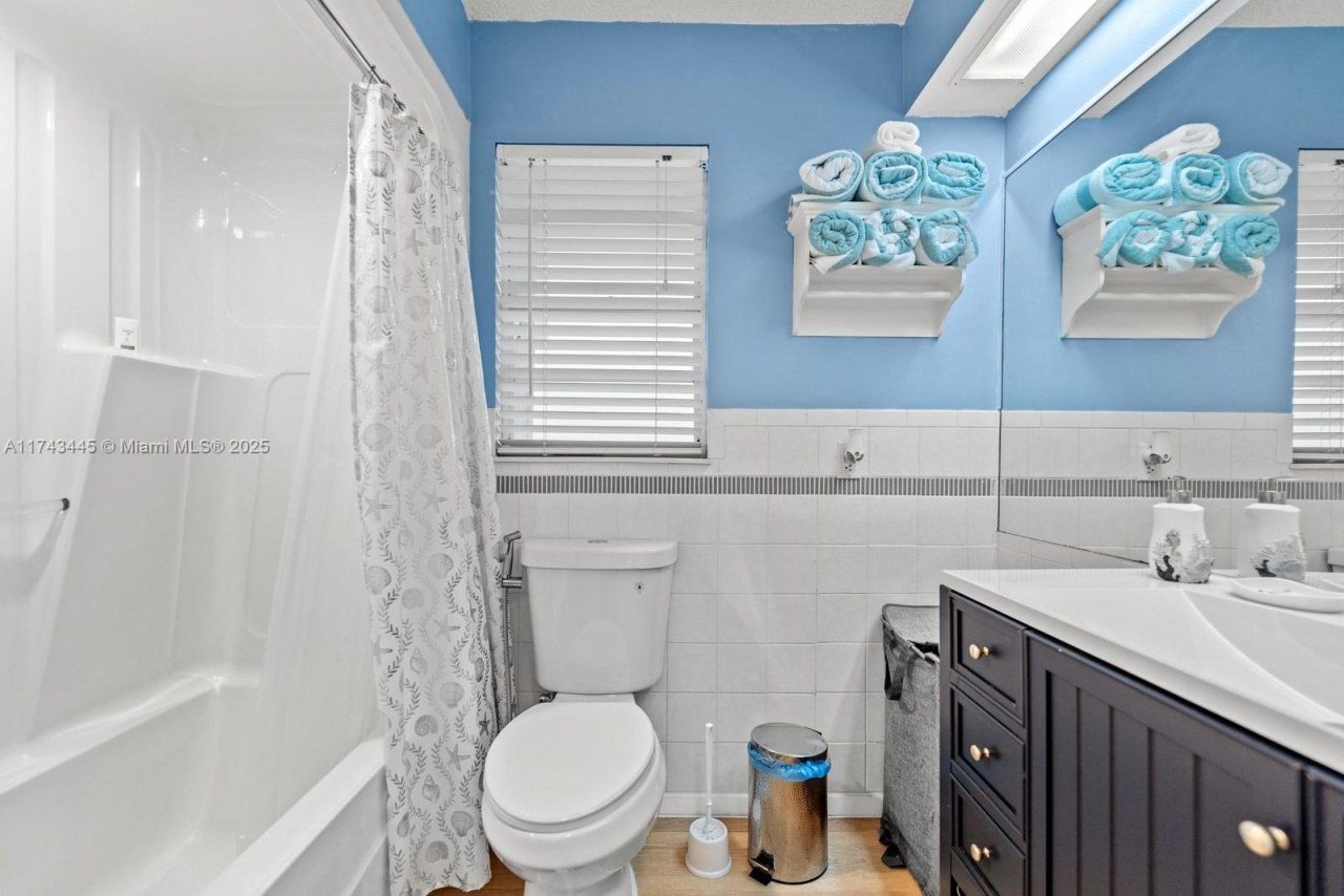 3635 Trade Winds St, Big Pine Key, FL 33043 Photo