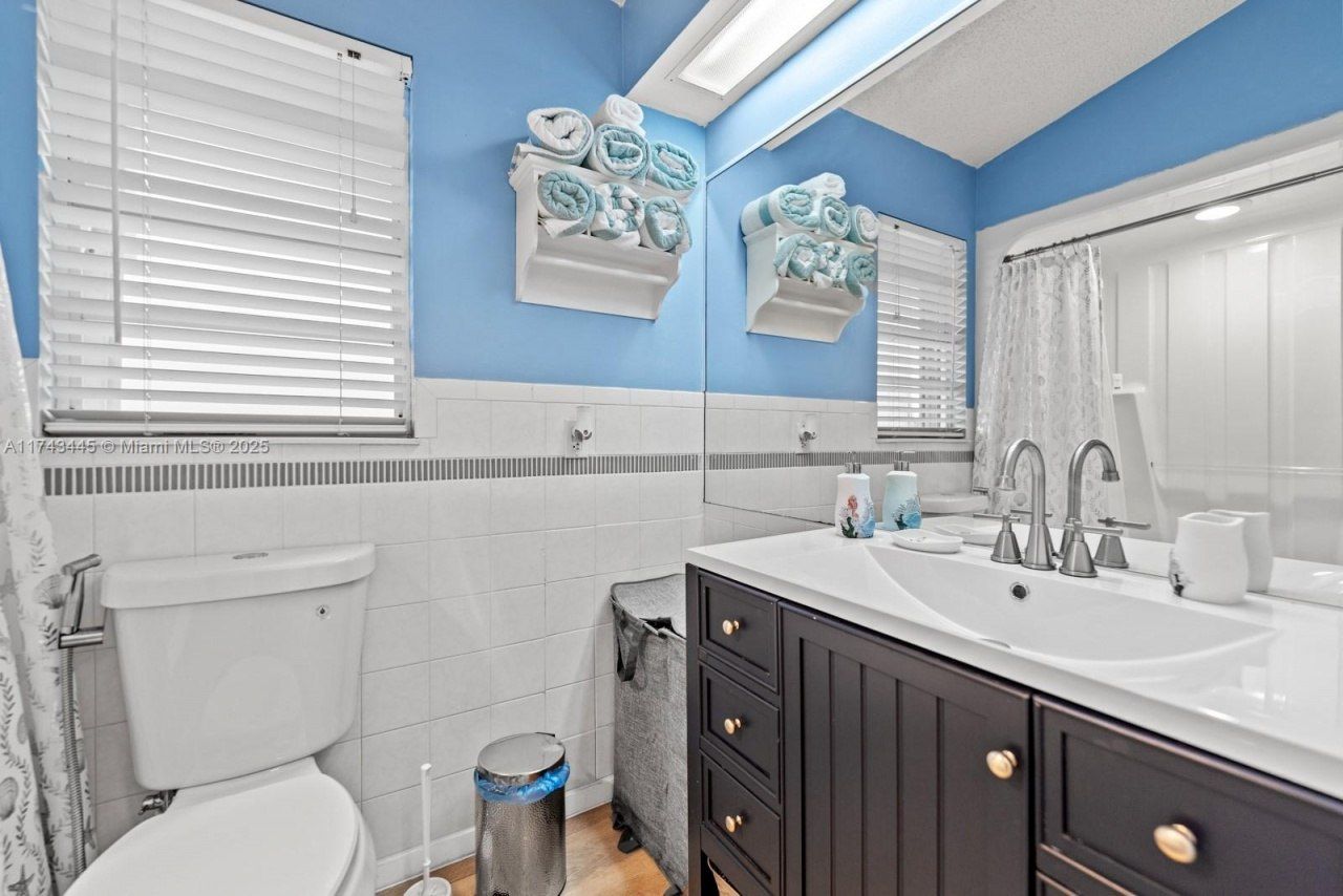 3635 Trade Winds St, Big Pine Key, FL 33043 Photo