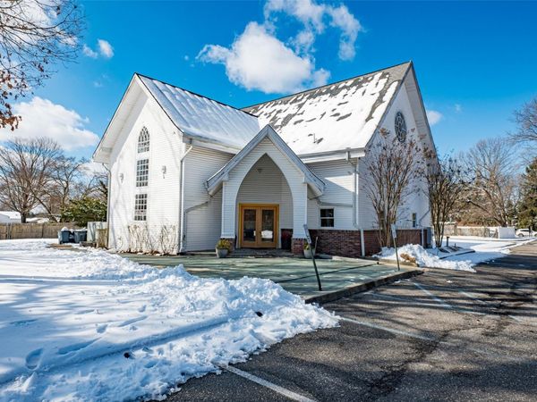 203 E Pulaski Road, Huntington Station, NY 11746