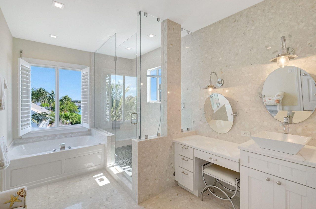 162 Bayview Drive, Islamorada, FL 33036 Photo