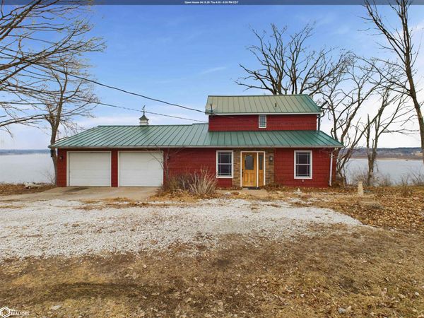 31 Bluff Park Road, Montrose, IA 52639