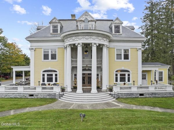 16 W Main Street, Cambridge, NY 12816