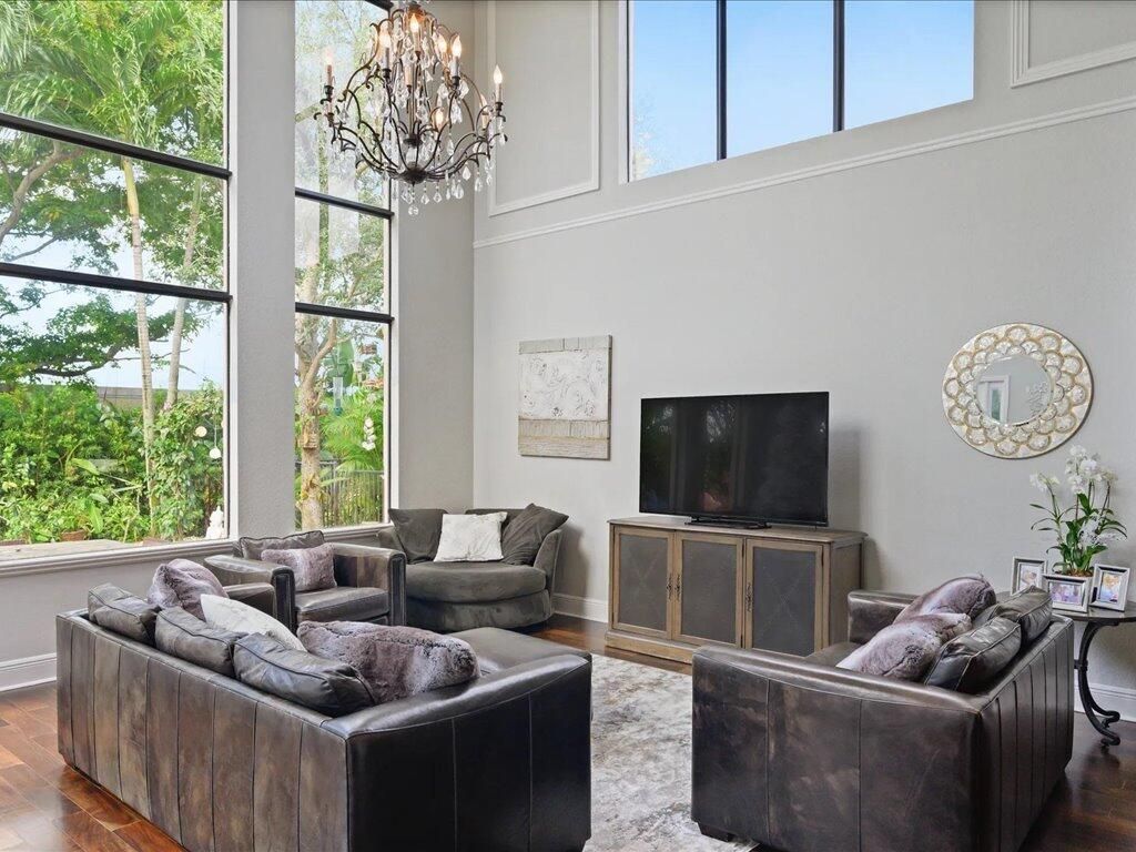 10596 Versailles Boulevard, Wellington, FL 33449 Photo