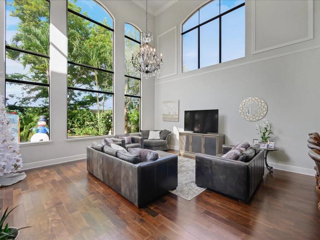 10596 Versailles Boulevard, Wellington, FL 33449 Photo