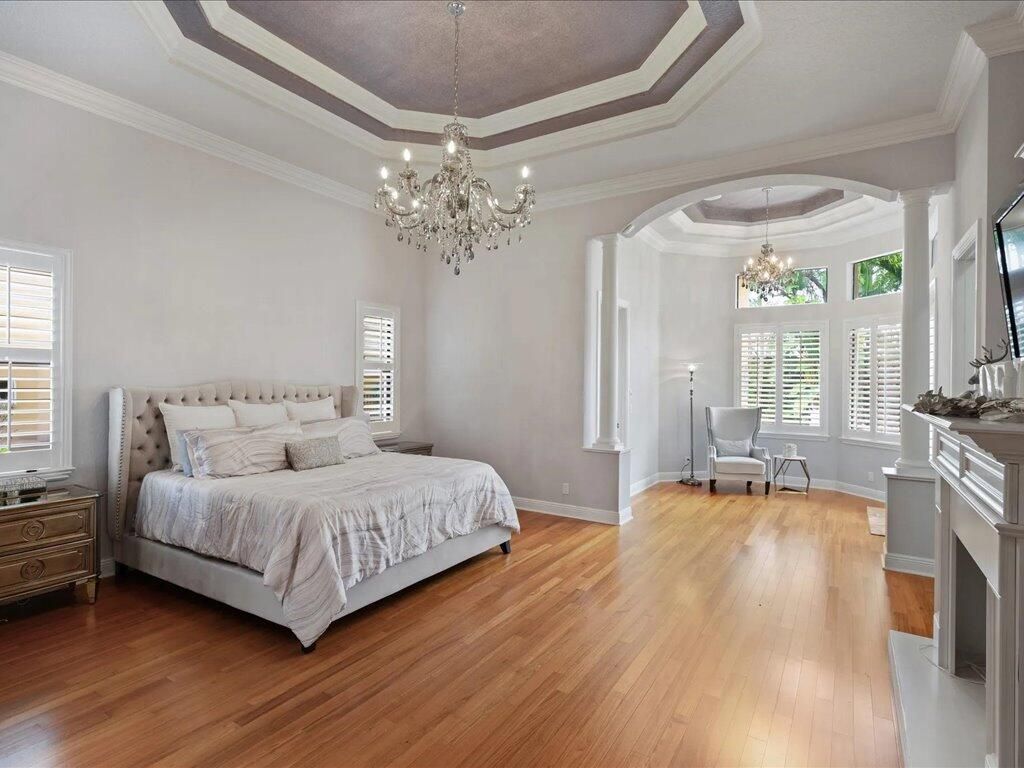 10596 Versailles Boulevard, Wellington, FL 33449 Photo