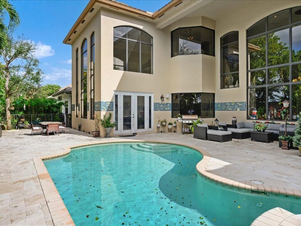 10596 Versailles Boulevard, Wellington, FL 33449 Photo