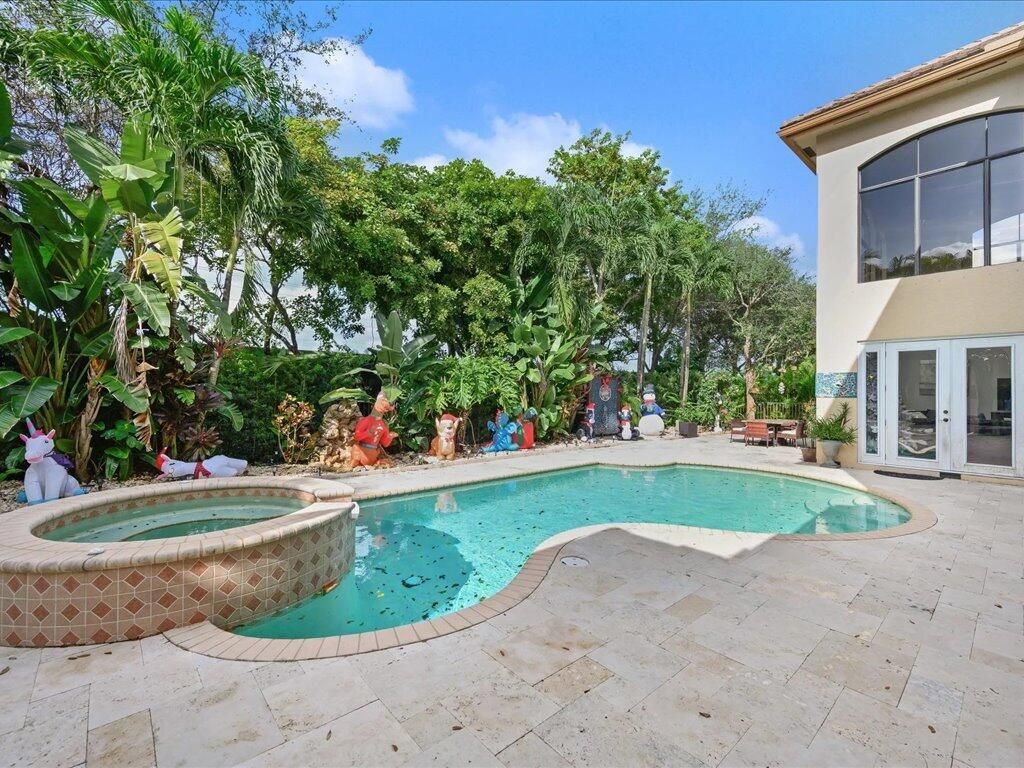 10596 Versailles Boulevard, Wellington, FL 33449 Photo