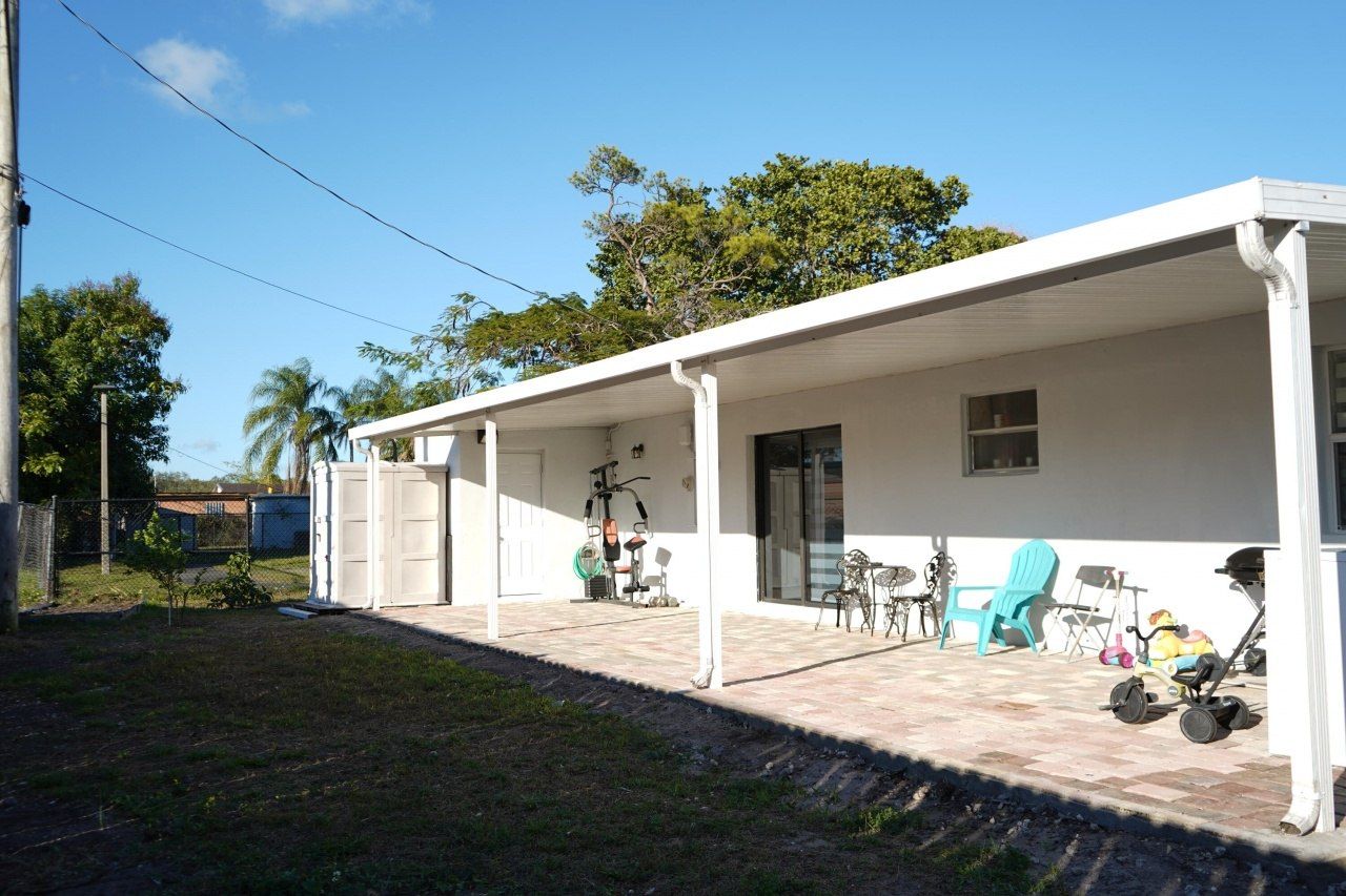 303 NW 28 Way, Fort Lauderdale, FL 33311 Photo