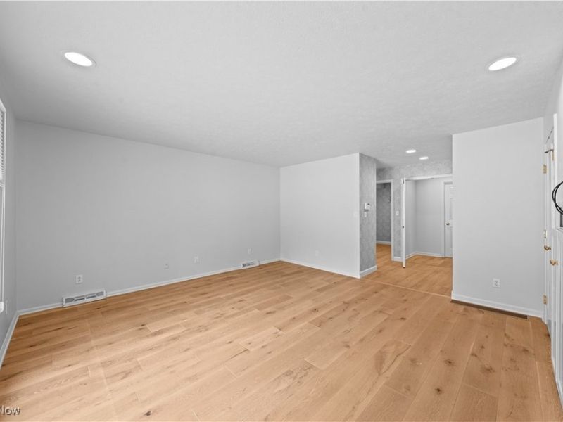 3885 Chestnut Court, Unit S1, Orange, OH 44022 Photo 17