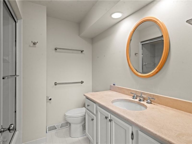 3885 Chestnut Court, Unit S1, Orange, OH 44022 Photo 36