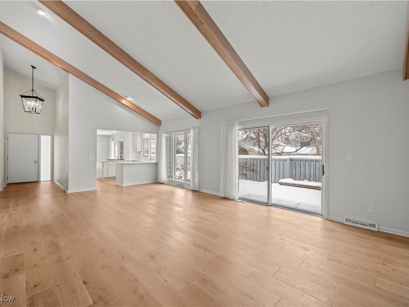 3885 Chestnut Court, Unit S1, Orange, OH 44022 Photo 5