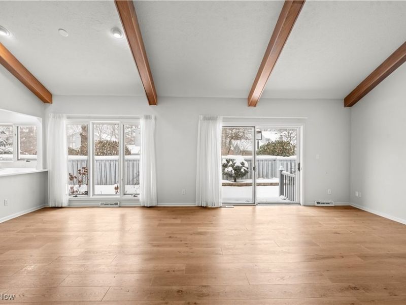 3885 Chestnut Court, Unit S1, Orange, OH 44022 Photo 6