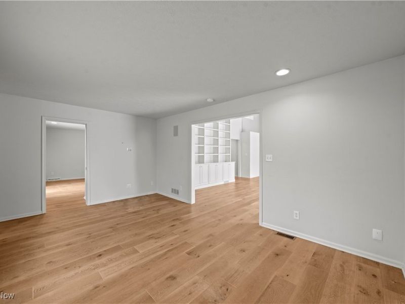 3885 Chestnut Court, Unit S1, Orange, OH 44022 Photo 7