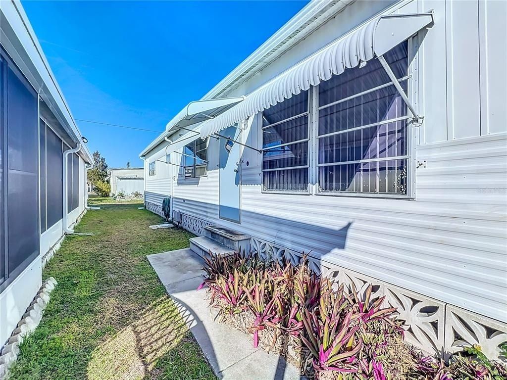 511 50th Avenue Drive W, Bradenton, FL 34207 Photo