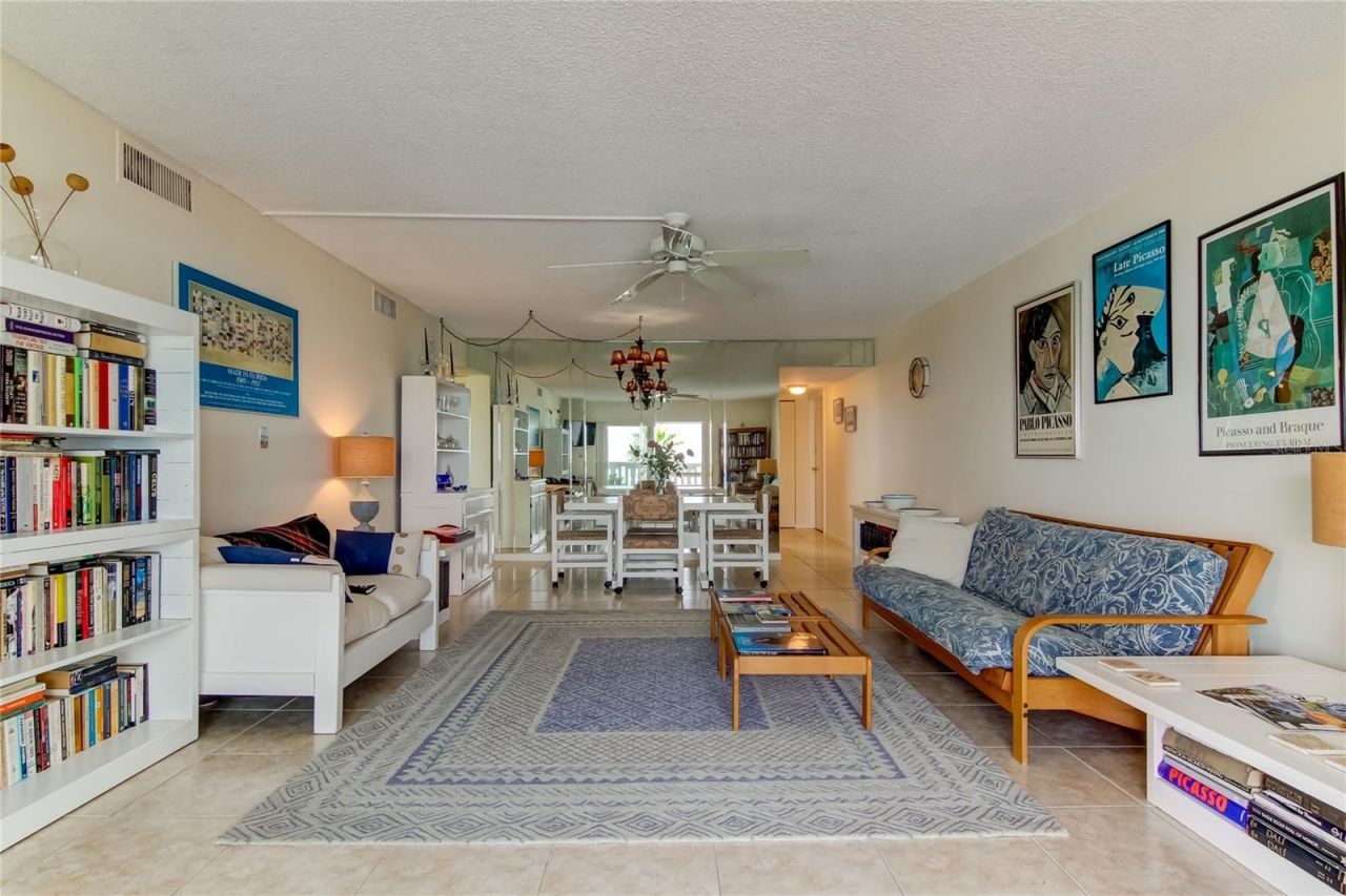 403 Gulf Way, Unit 504, Saint Pete Beach, FL 33706 Photo