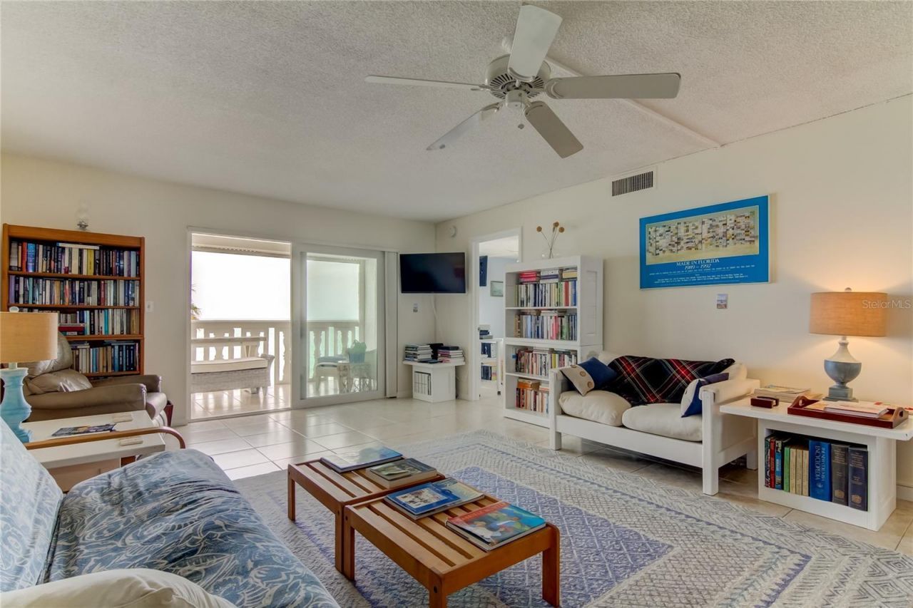403 Gulf Way, Unit 504, Saint Pete Beach, FL 33706 Photo