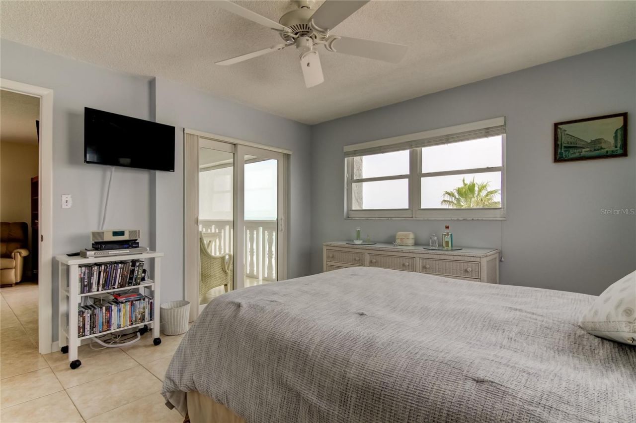 403 Gulf Way, Unit 504, Saint Pete Beach, FL 33706 Photo