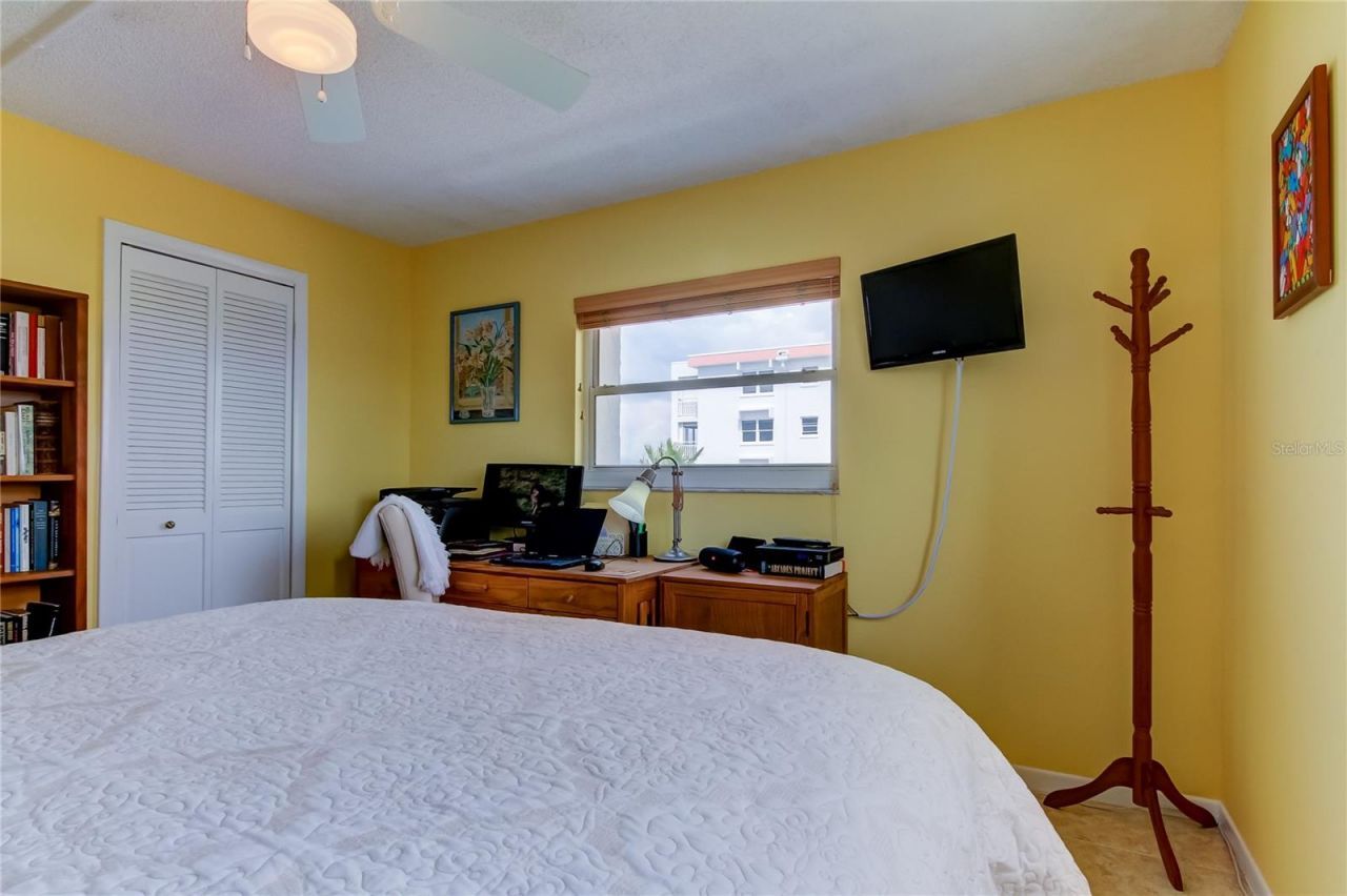 403 Gulf Way, Unit 504, Saint Pete Beach, FL 33706 Photo