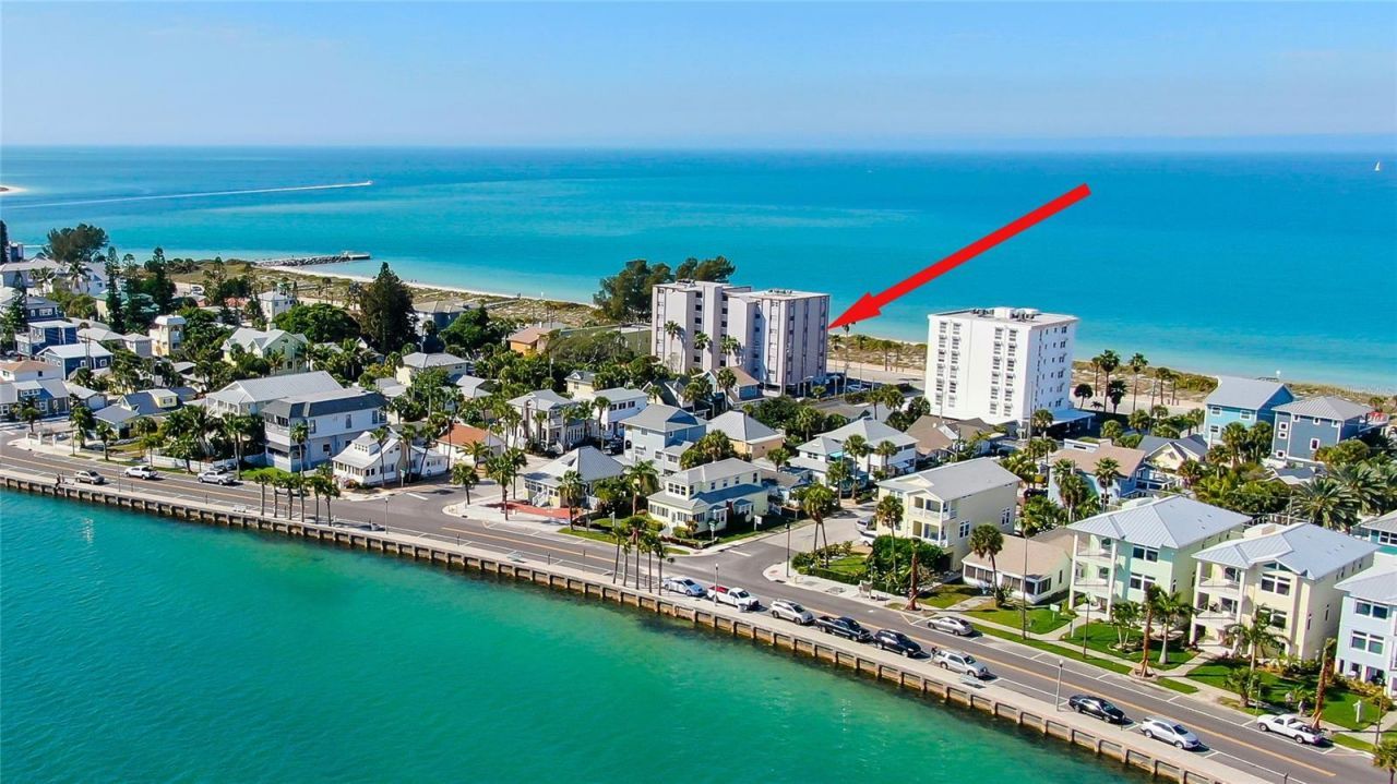 403 Gulf Way, Unit 504, Saint Pete Beach, FL 33706 Photo