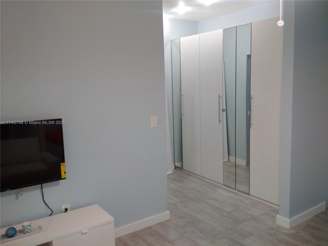 1525 Meridian Ave, Unit 104, Miami Beach, FL 33139 Photo