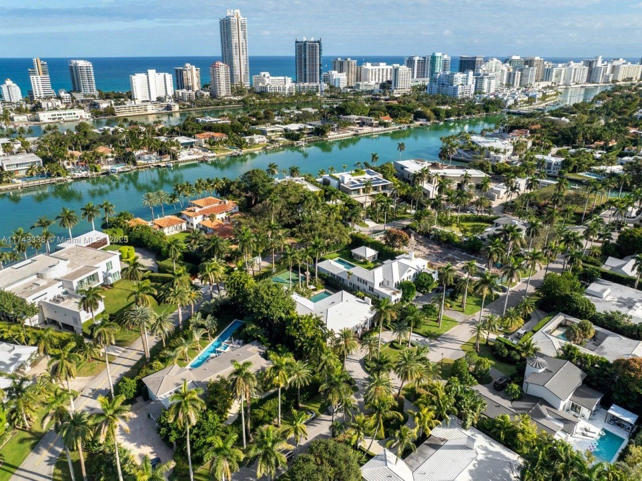 6655 Pinetree Ln, Miami Beach, FL 33141 Photo