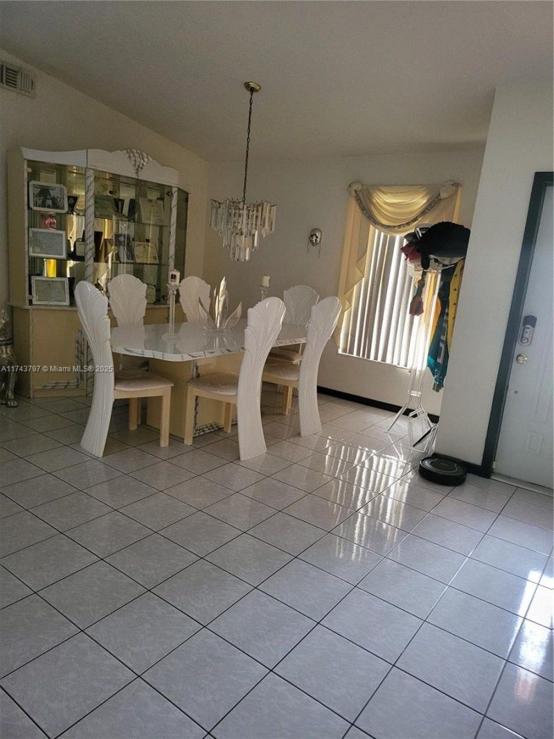 6771 NW 199th Ter, Hialeah, FL 33015 Photo