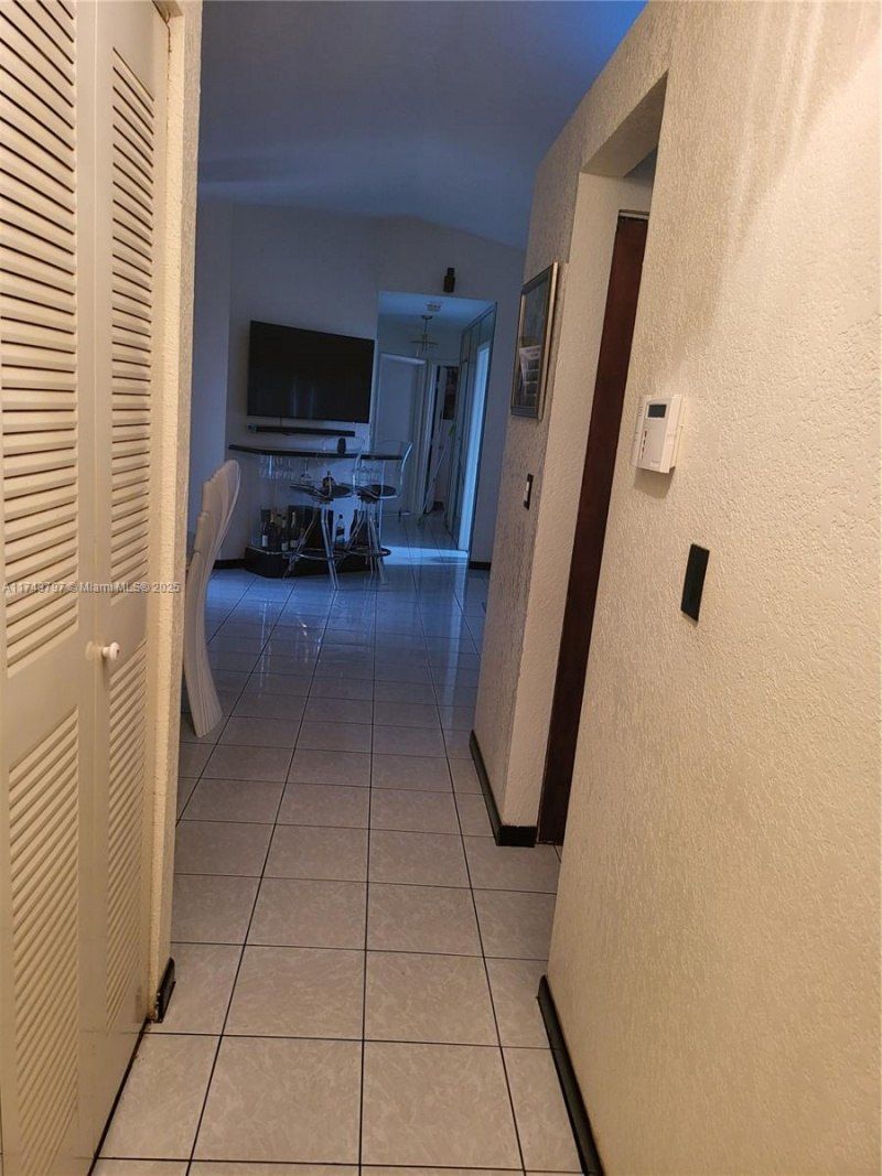 6771 NW 199th Ter, Hialeah, FL 33015 Photo