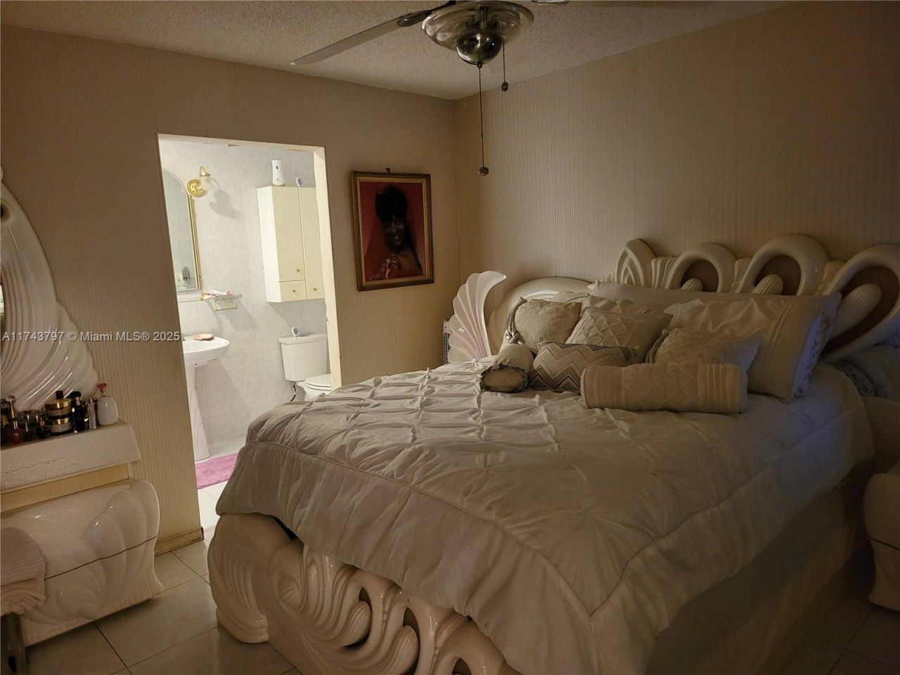 6771 NW 199th Ter, Hialeah, FL 33015 Photo